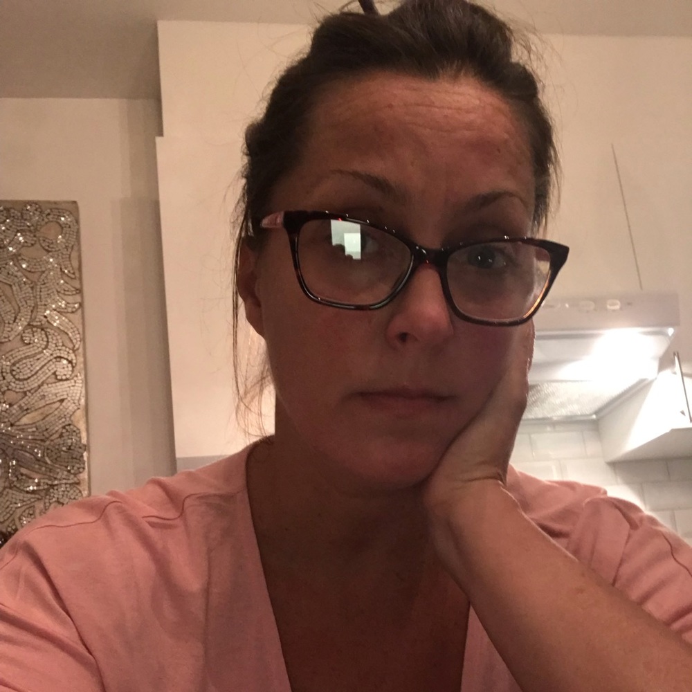 Meet your Posher, Andrea